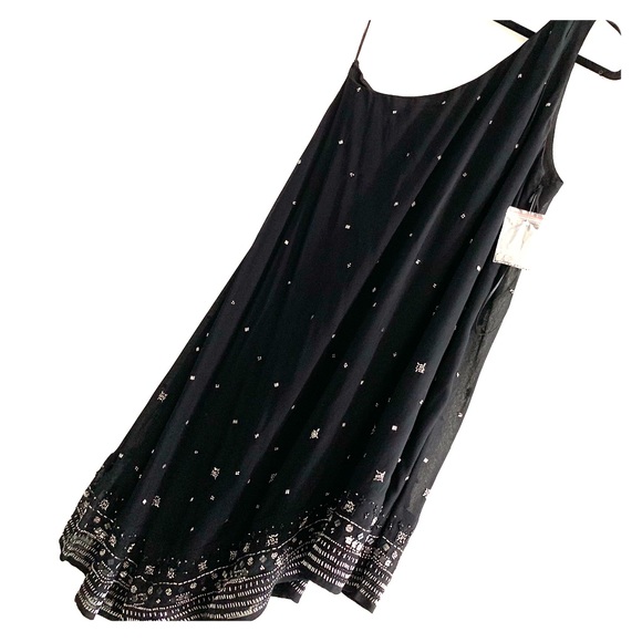 Free People Dresses & Skirts - Beautiful dress with beads